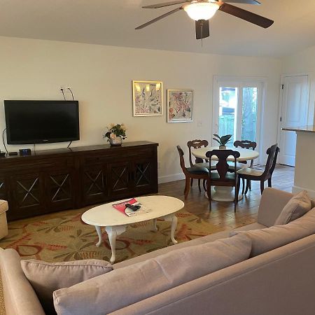 Modern, Upscale, And New Blue Bungalow In The Heart Of Downtown St Augustine Сент Августин Екстериор снимка