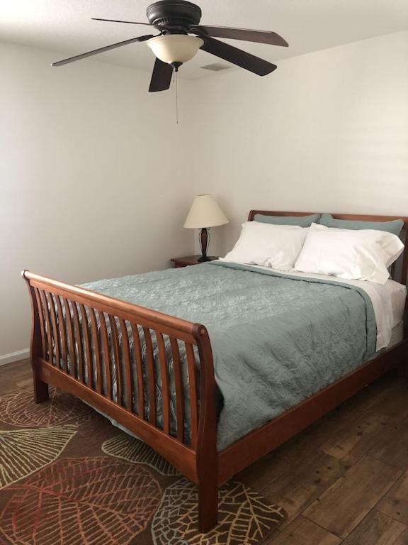 Modern, Upscale, And New Blue Bungalow In The Heart Of Downtown St Augustine Сент Августин Екстериор снимка