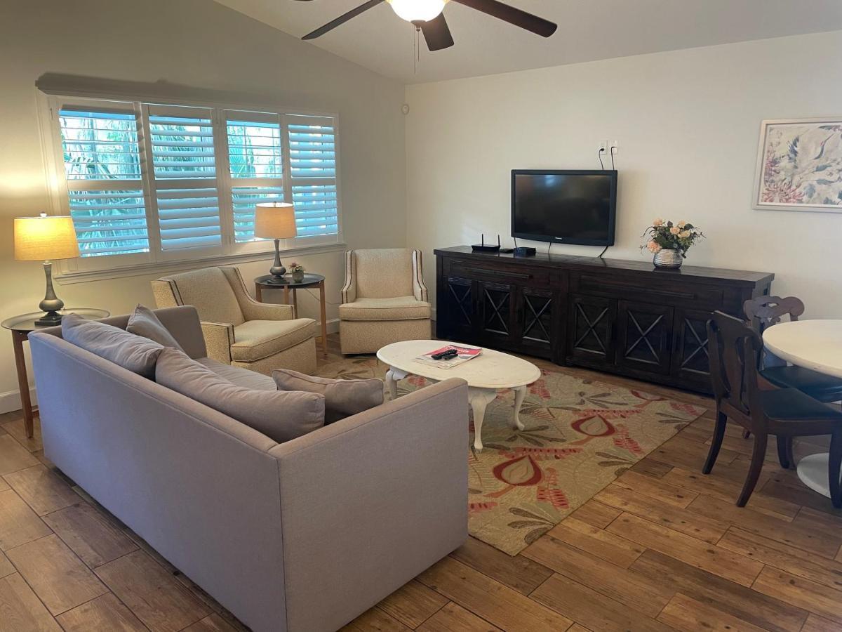 Modern, Upscale, And New Blue Bungalow In The Heart Of Downtown St Augustine Сент Августин Екстериор снимка