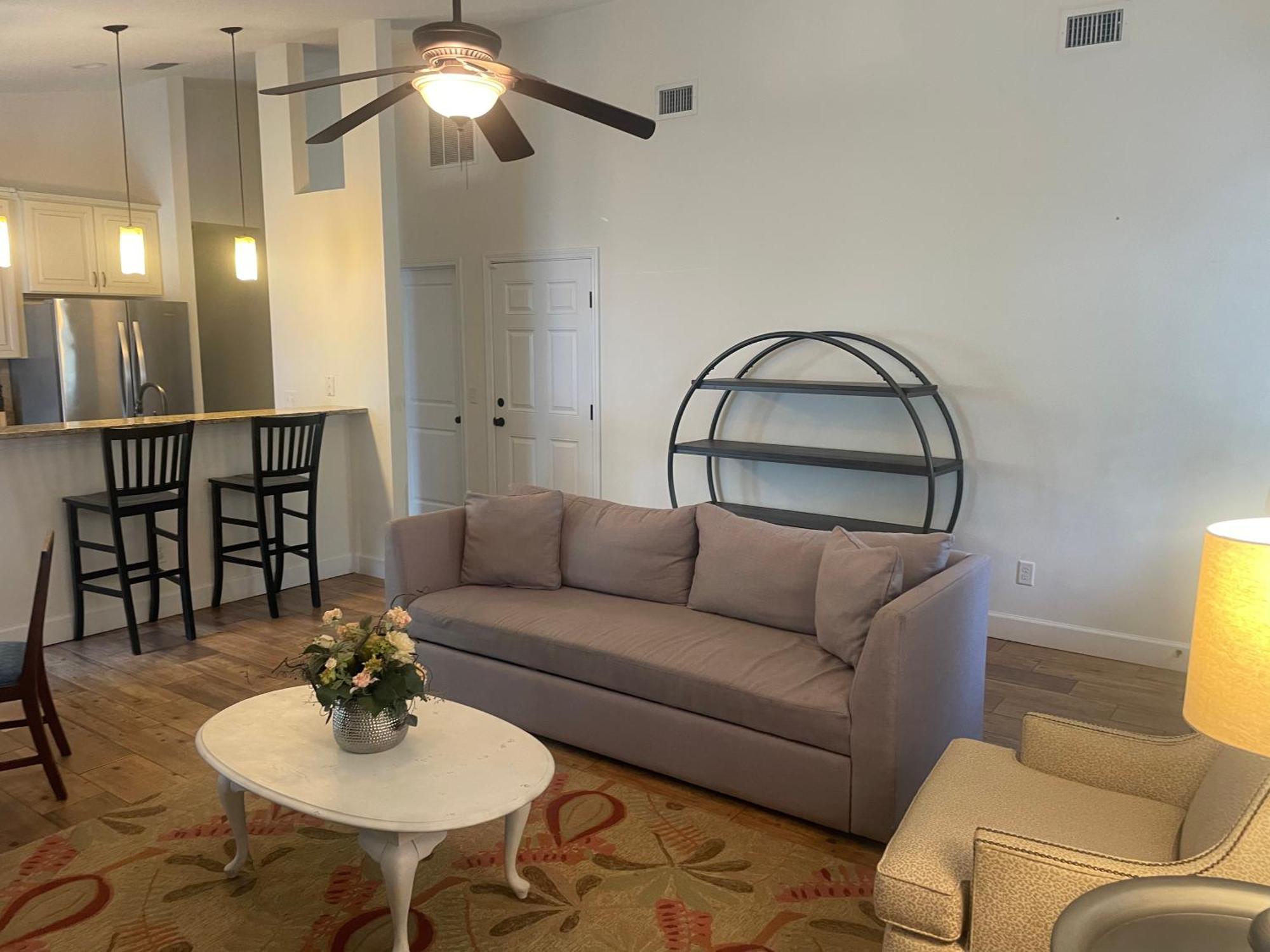Modern, Upscale, And New Blue Bungalow In The Heart Of Downtown St Augustine Сент Августин Екстериор снимка